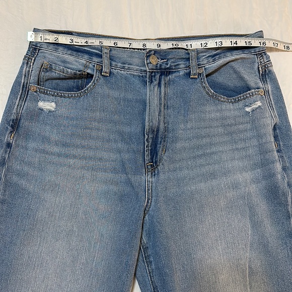 American Eagle Mom Jeans 12 Regular - Picture 8 of 10